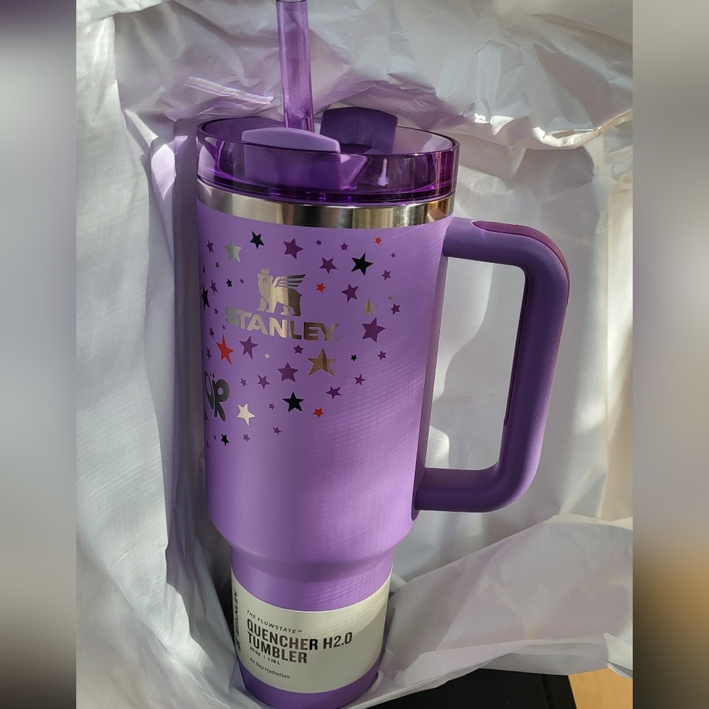 Olivia Rodrigo Stanley 40oz tumbler